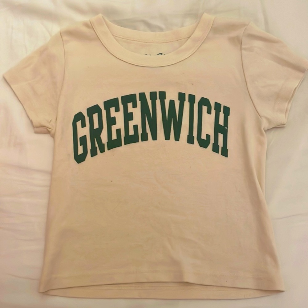Brandy Melville Top! Super cute crop top!